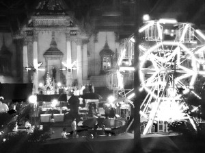 On our adventure exploring Bangkok we came across an awesome night market. So much fun and just so much to see!!!!