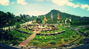 Stonehenge Thai Style!